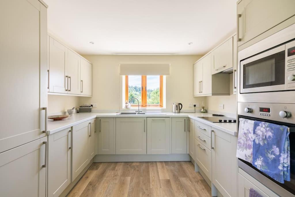 The Granary At Hawkhurst Holiday home Craven Arms